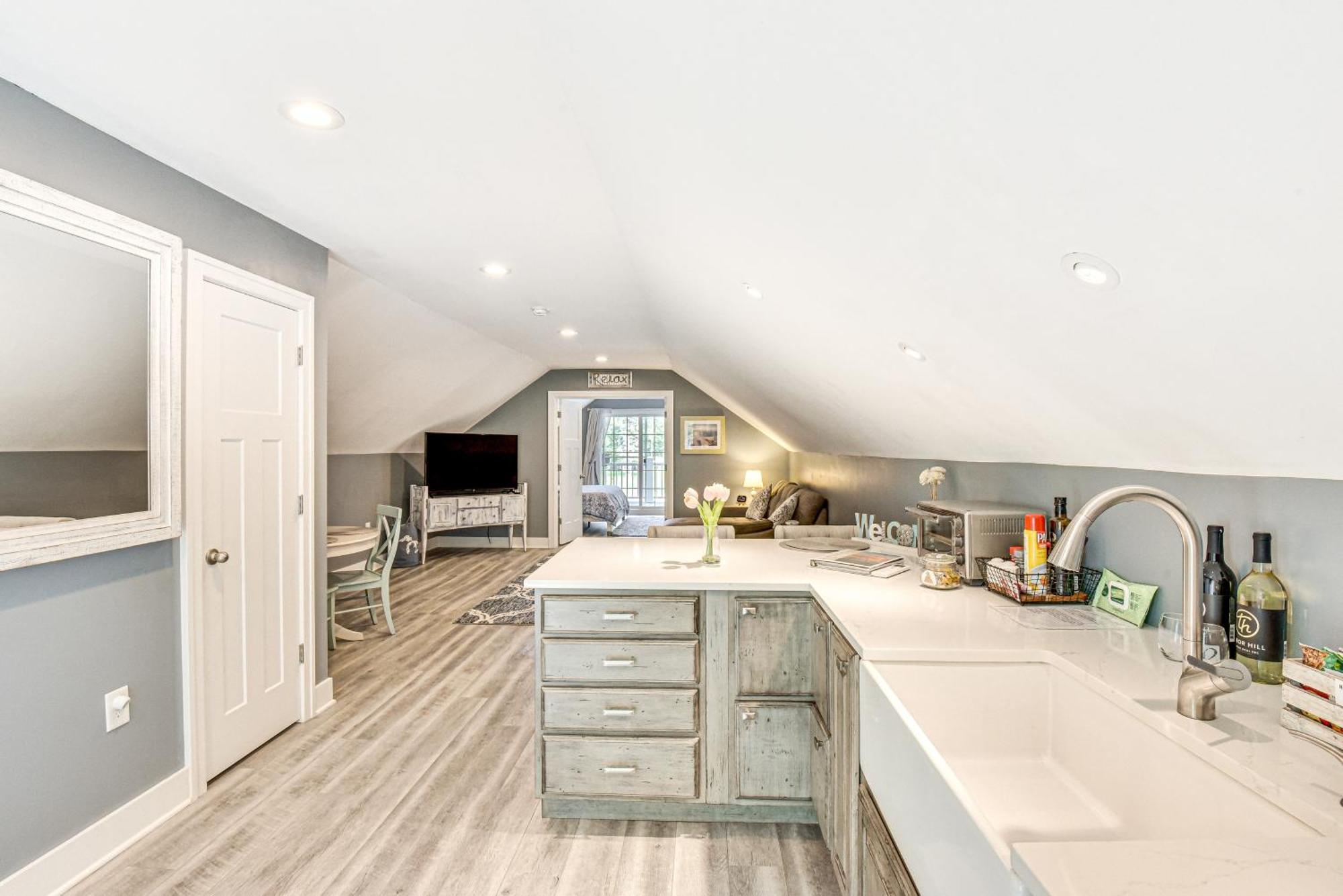 Benton Harbor Apt With Balcony And Shared Fire Pit Екстер'єр фото